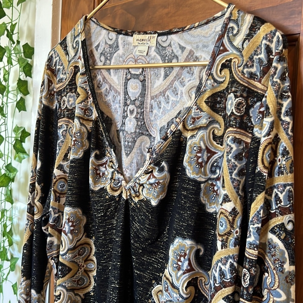 ONEWORLD Paisley Notch V Neck Metallic Fleck Tunic Blouse | 2X - Picture 3 of 10